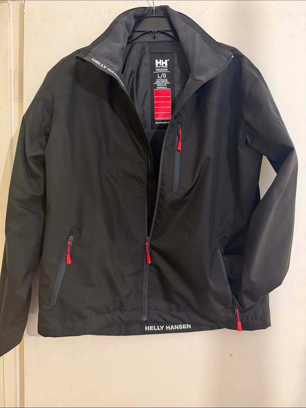 Helly Hansen Black Rain Jacket with Red Zipper Pulls - Picture 4 of 8